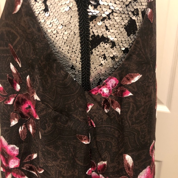 MARCIANO Sleeveless A-Line Dress in Brown Paisley + Crush Velvet Floral … - Picture 6 of 12